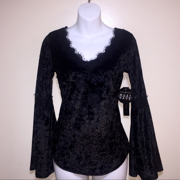 ALMOST FAMOUS Black long sleeve velvet top - Picture 2 of 8